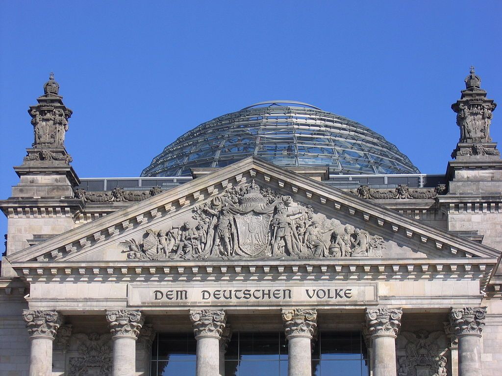 1024px-Reichstag_exterior_314.JPG