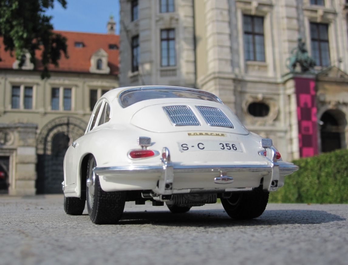 2013-07-20 29a Porsche 356 B 1961 Burago.jpg