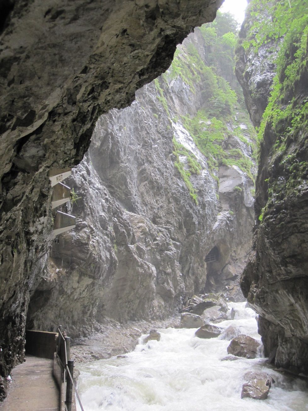 2013-08-25 Partnach-Klamm mit Fabienne 41a.jpg