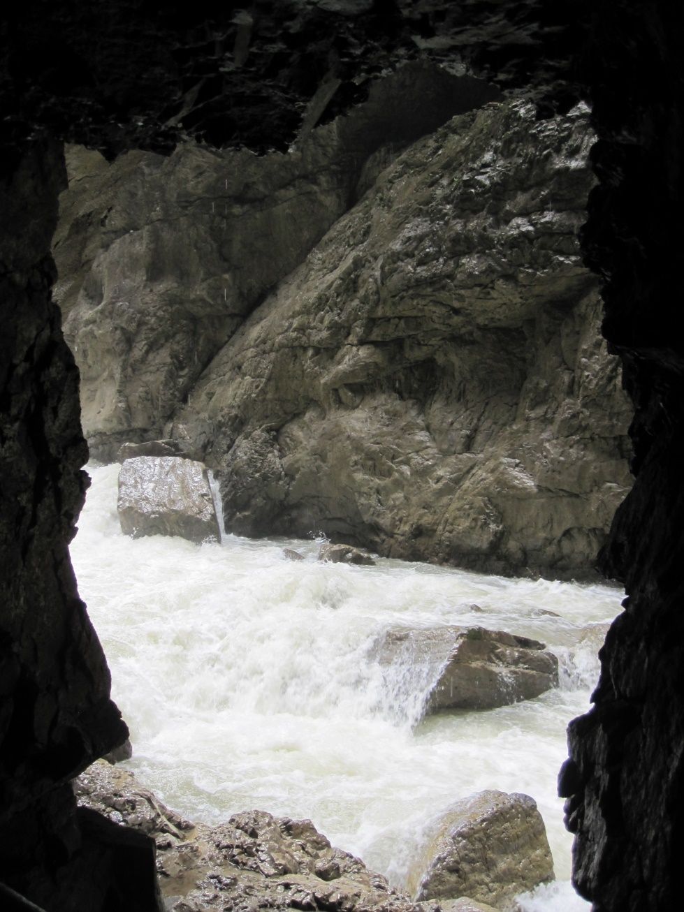 2013-08-25 Partnach-Klamm mit Fabienne 45a.jpg