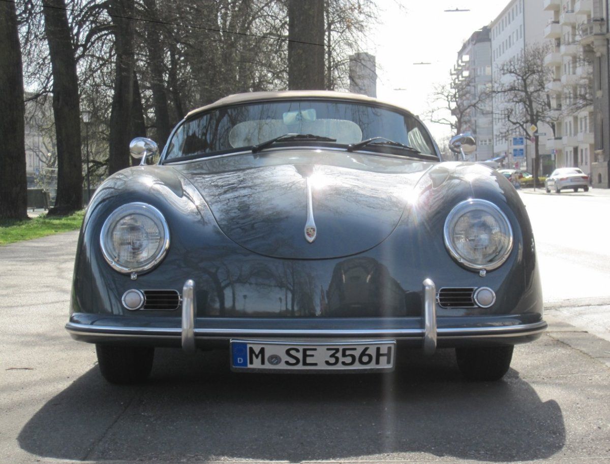 2014-03-21 12a Porsche 356 Speedster.jpg