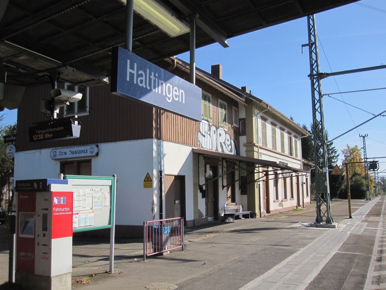 2016-11-01 10 Bhf. Haltingen.JPG