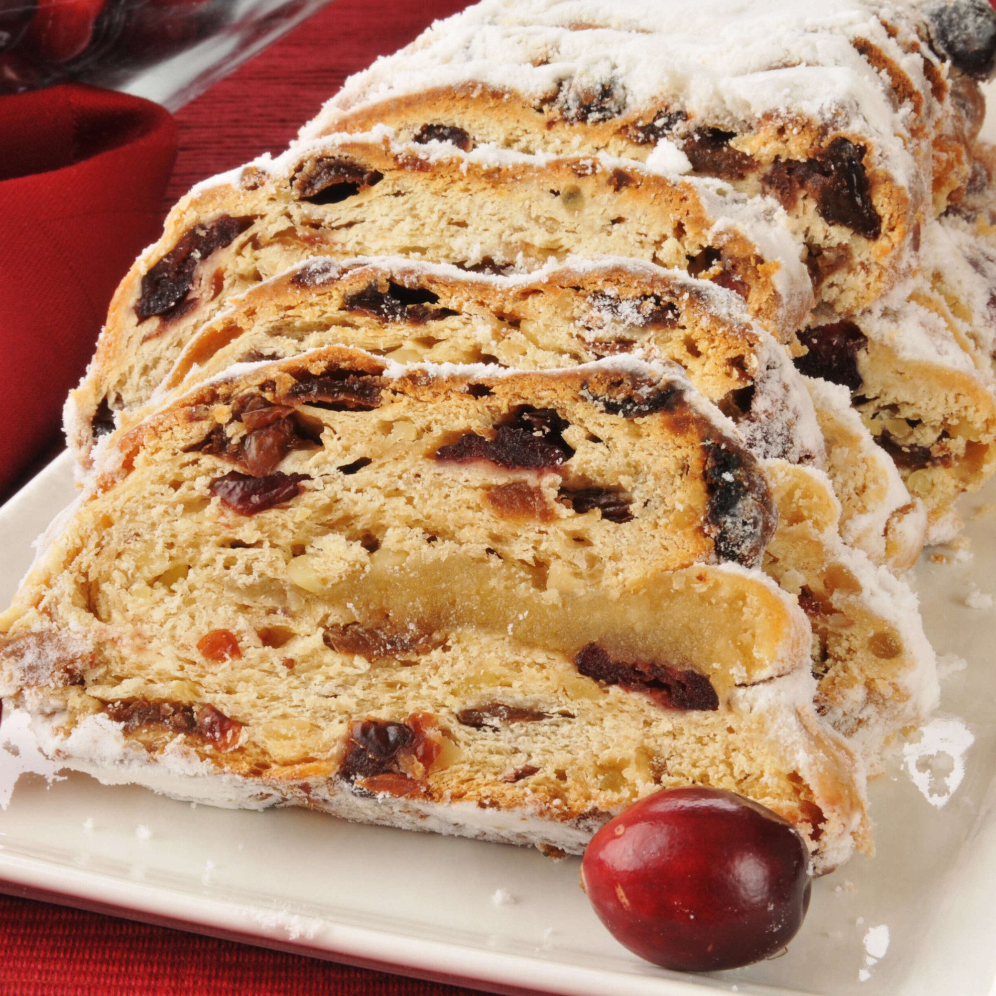 27612393-stollen-mit-cranberry-3iec.jpg