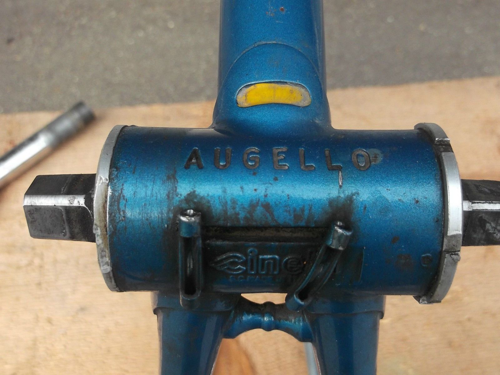 Aa Augello bottom bracket.JPG