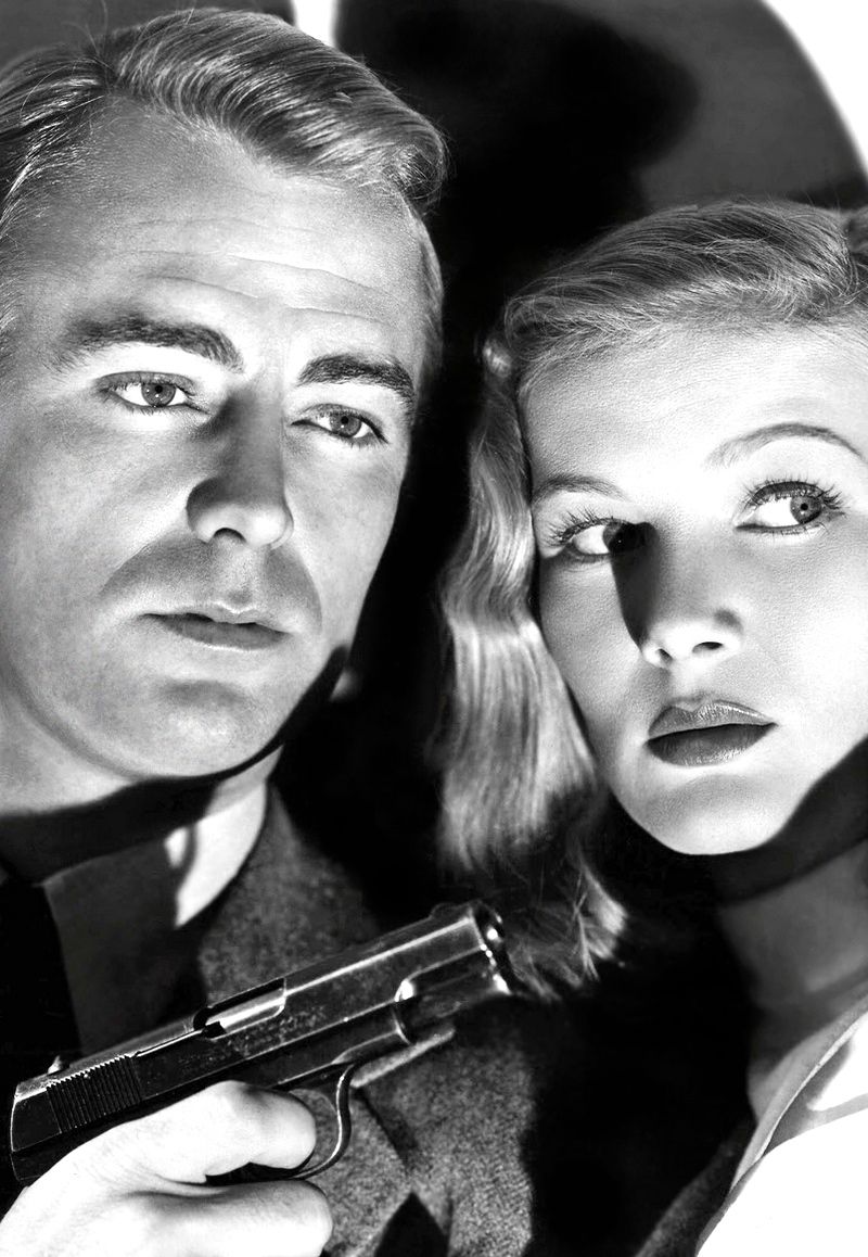 Alan Ladd & Veronica Lake - The Blue Dahlia (1946).jpg