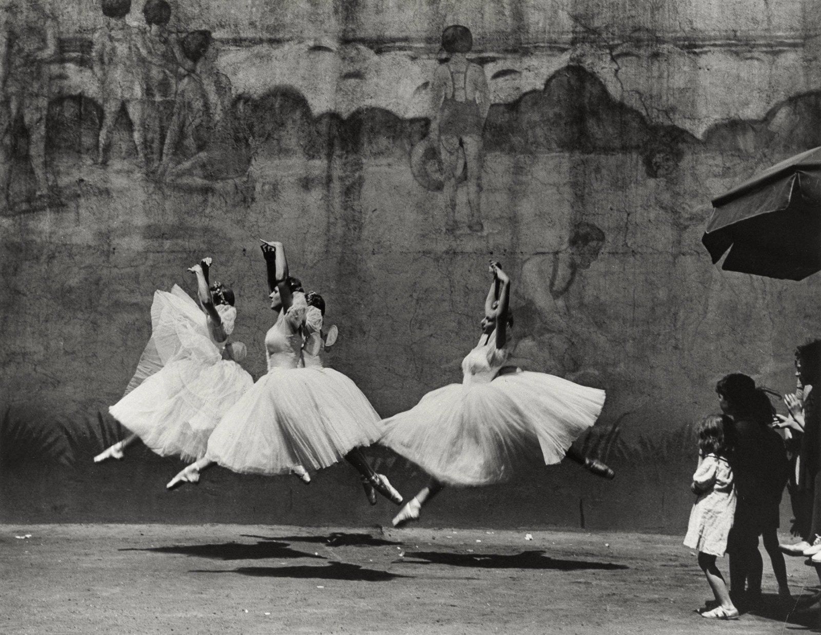 André Kertész - Ballet, New York (1938).jpg