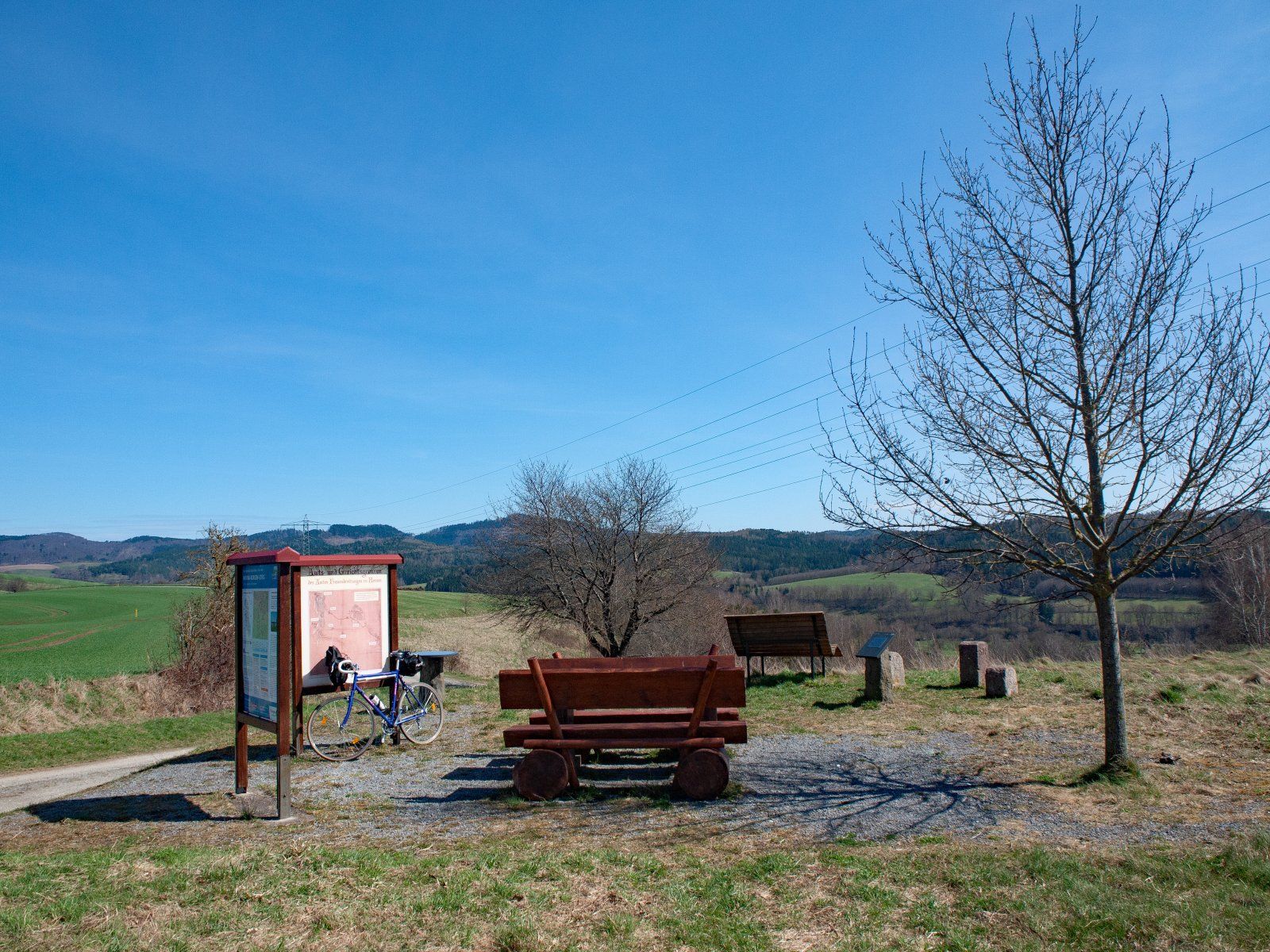 Auf dem Vogelsberg bei Breitungen.jpg