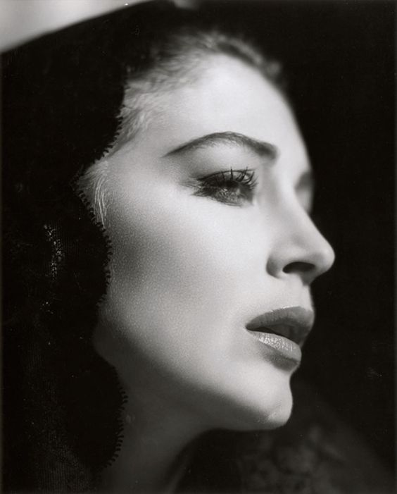 Ava Gardner. George Hoyningen-Huene.jpg