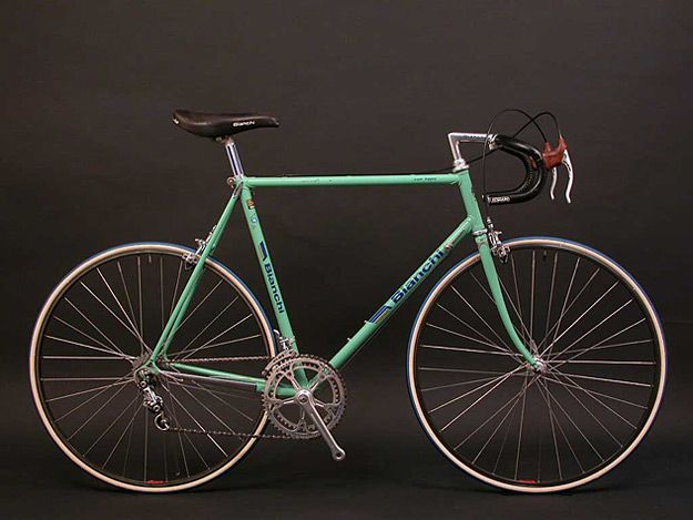 bianchi-super-leggera-specialissima-1.jpg