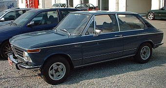 BMW_2002_Touring.jpg