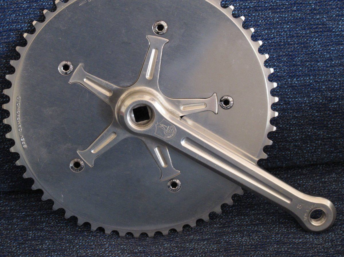 Campagnolo Crono chainring .JPG