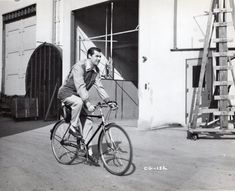 Cary_Grant_on_Raleigh.jpg