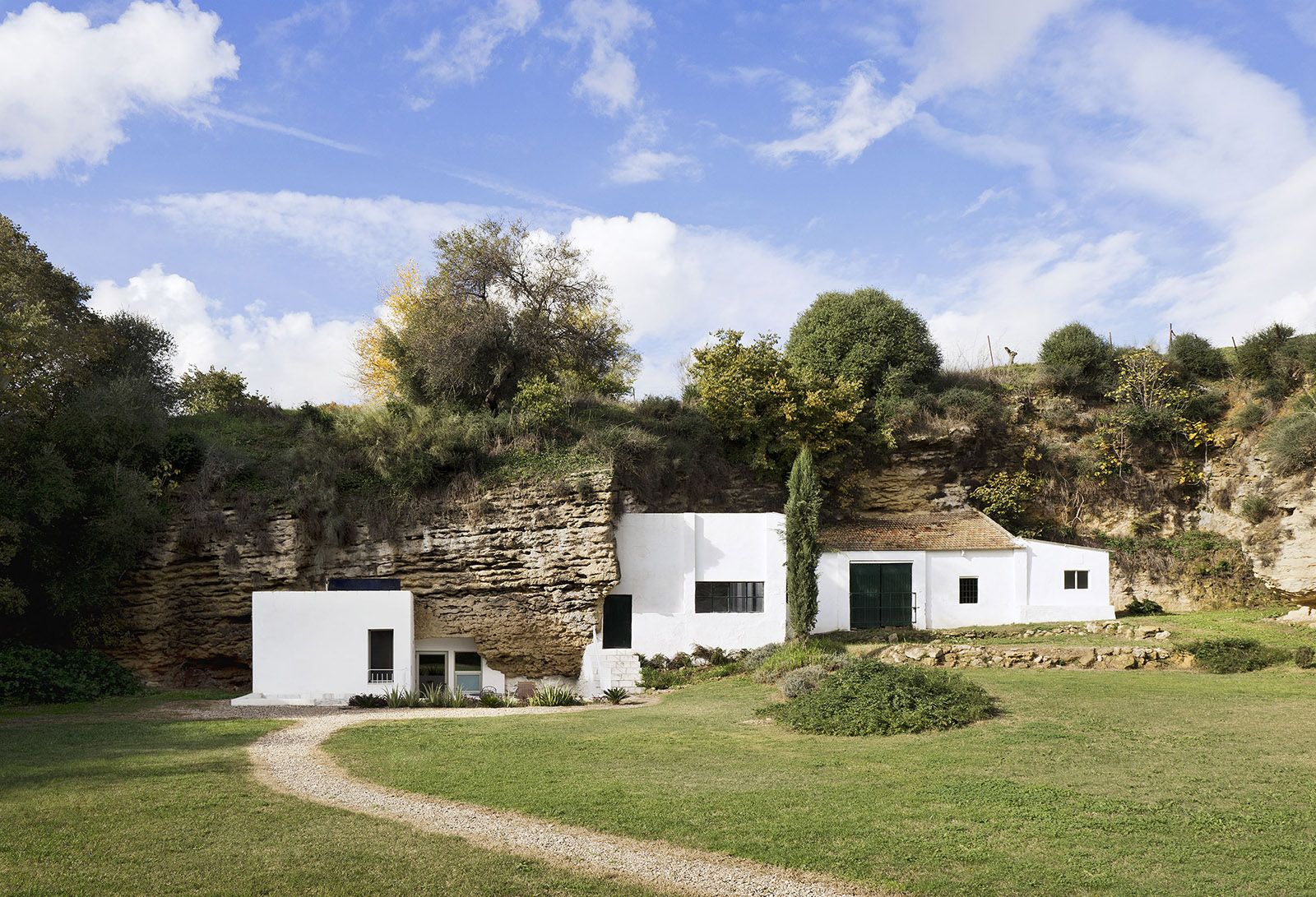 Casa Tierra designed by UMMO Estudio (Andrés Moreno & Manuel Murillo) (10).jpg