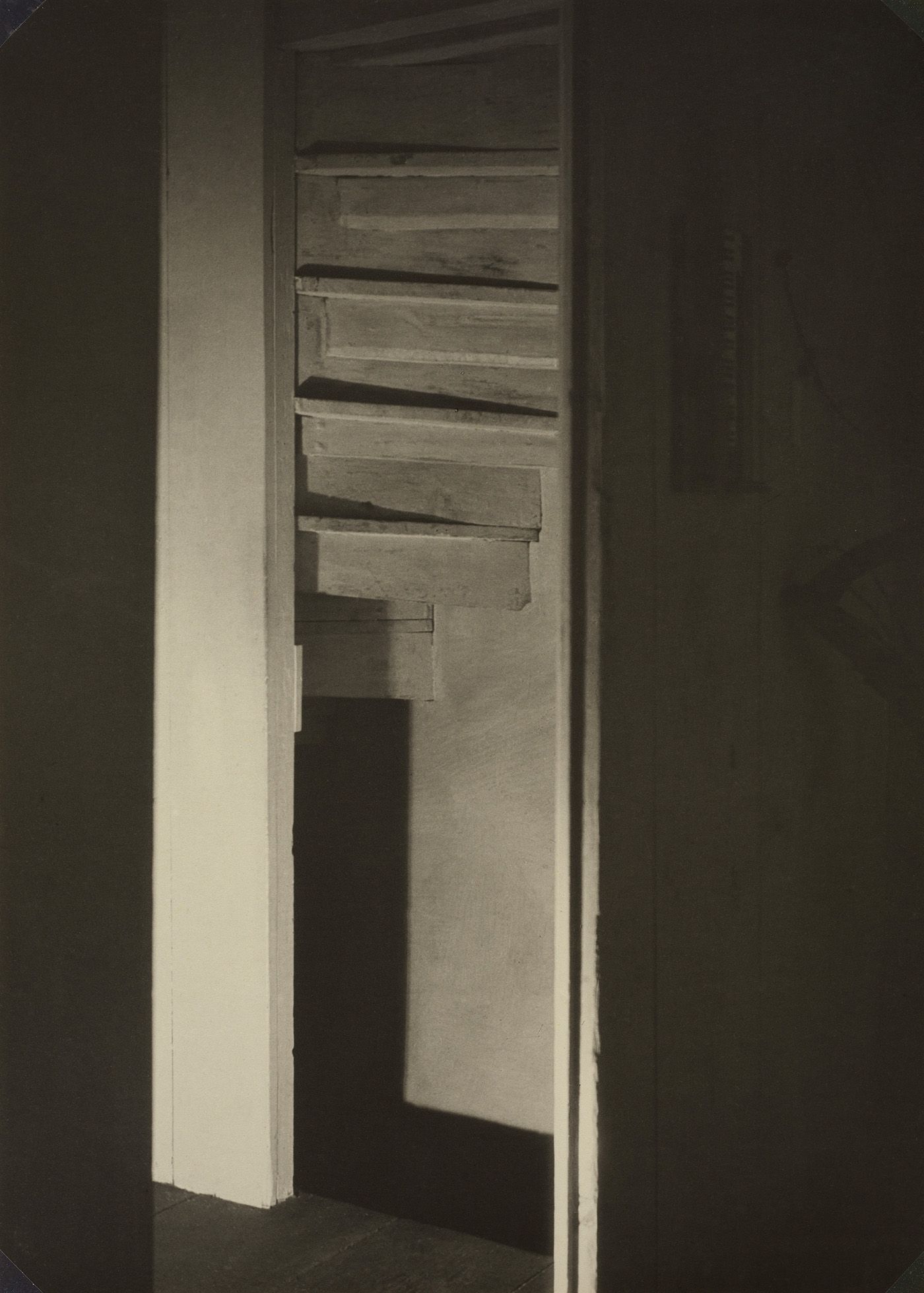 Charles Sheeler - Doylestown House – Stairwell (Negative date about 1916-1917).jpg