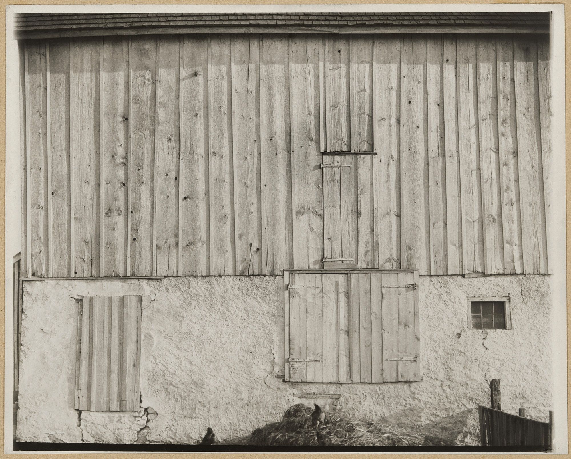 Charles Sheeler - Side of White Barn, Bucks County, (Pennsylvania, 1915).jpg