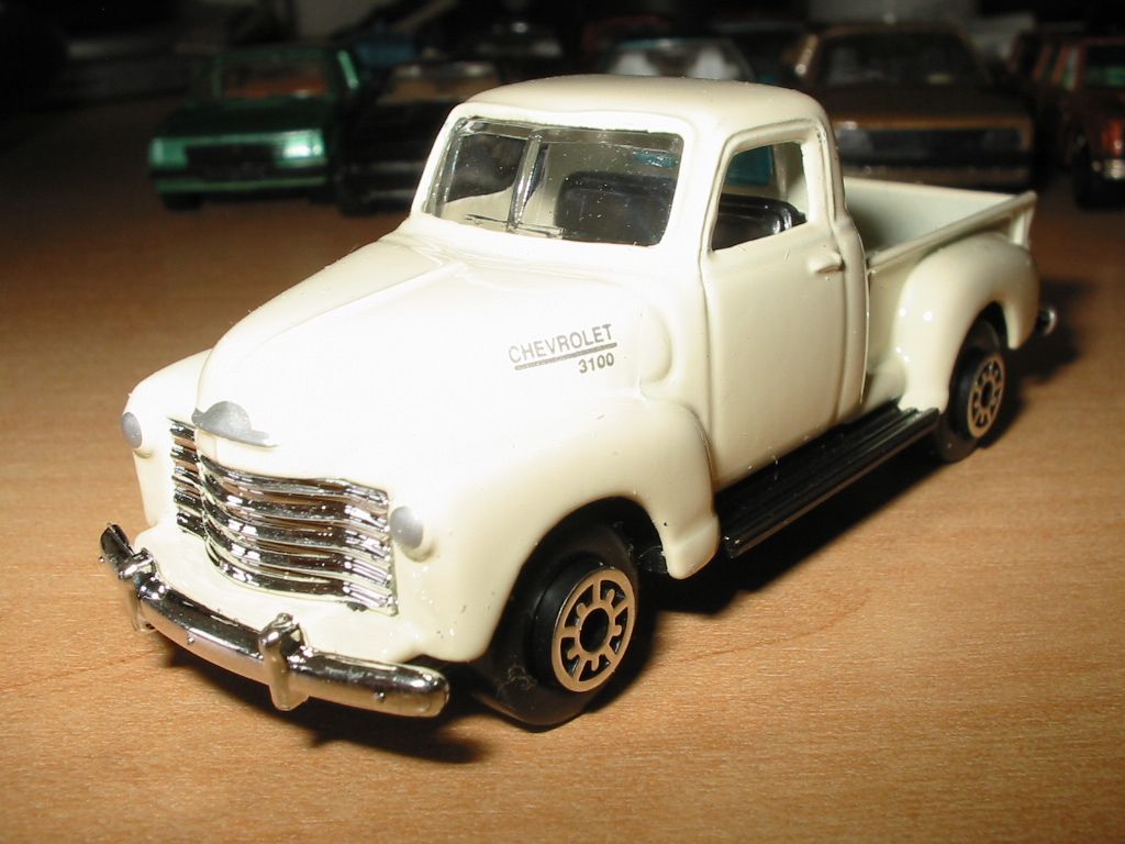 Chevrolet 3100 PickUp 1953 - Welly.JPG