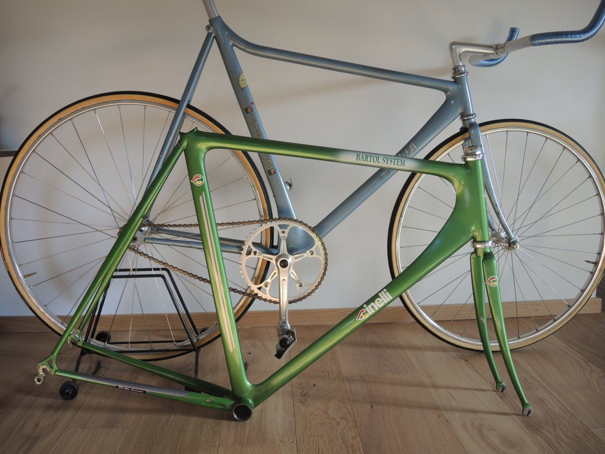 Cinelli Laser MAX - strada & pista crono.jpg