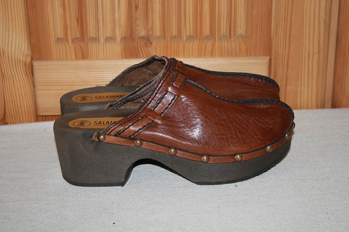 clogs.jpg