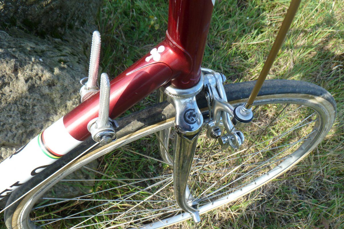 cornelo-detail-tire.jpg