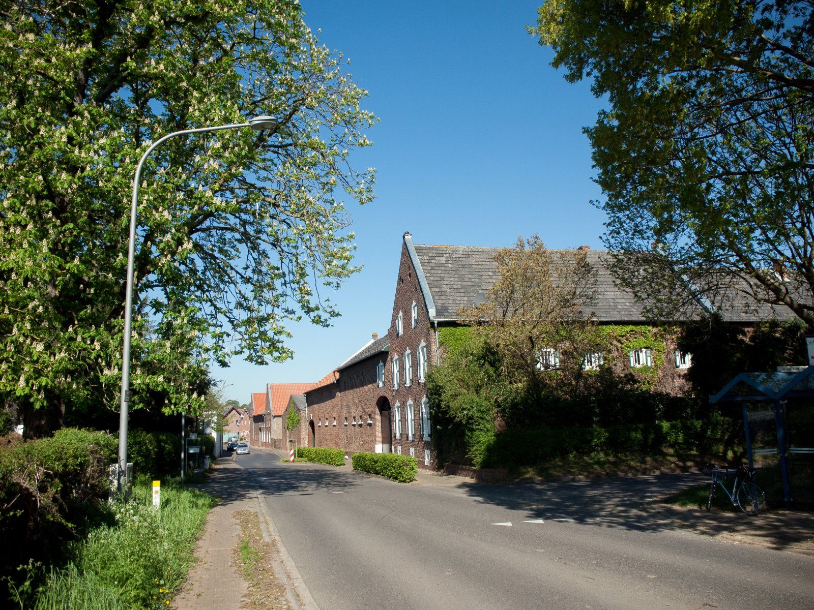 Ehemalige B 56 in Puffendorf.jpg