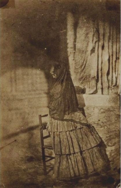 emile-pecarrere-woman-praying _ Salt print, 1852.jpg