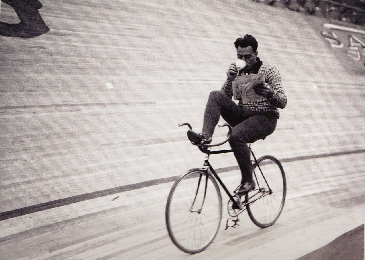 Fausto Coppi su pista.jpg