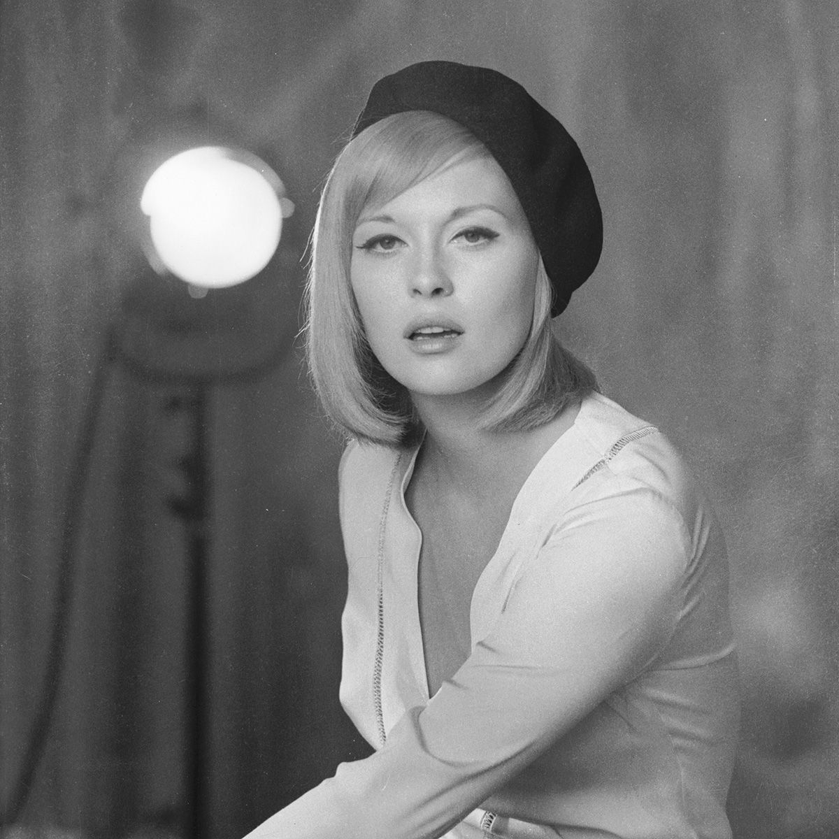 Faye Dunaway - Bonnie and Clyde (1967).jpg