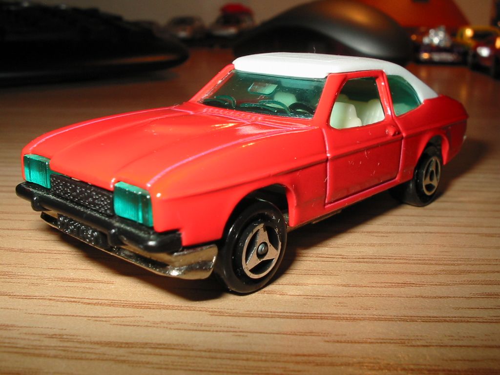 Ford Capri II - Majorette.JPG