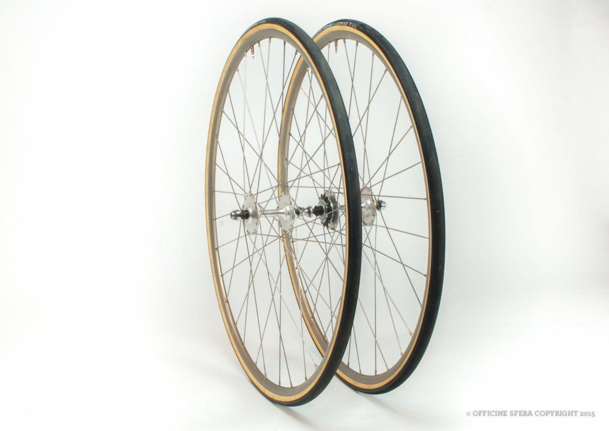 GPM Cronospecial Pista 400B2 hubs _ Assos V-Rim tubular.JPG