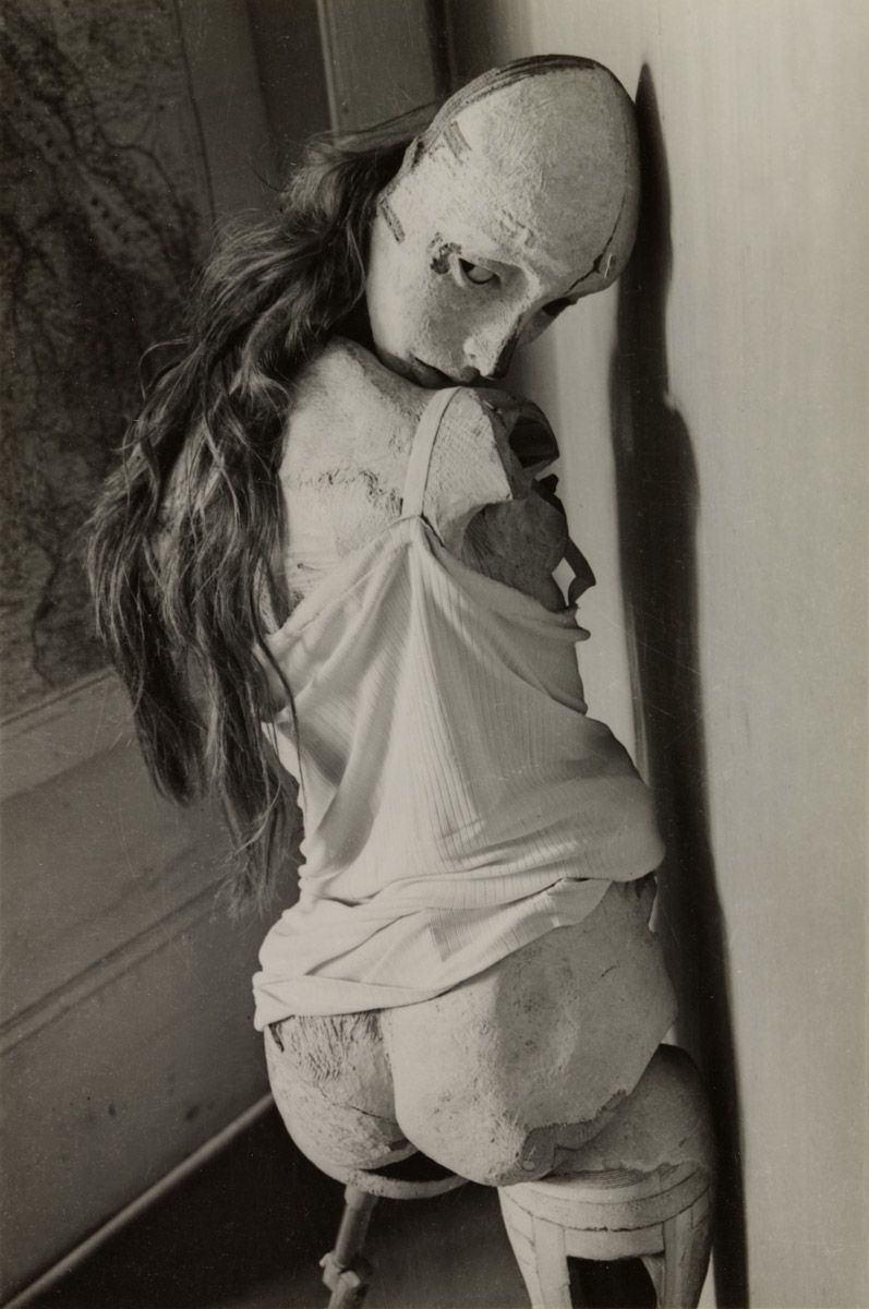 Hans Bellmer - The Doll (La Poupée, 1936).jpg