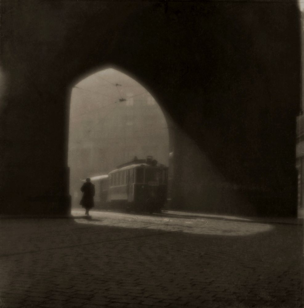 Josef Sudek - Rue de Prague (1924).jpg