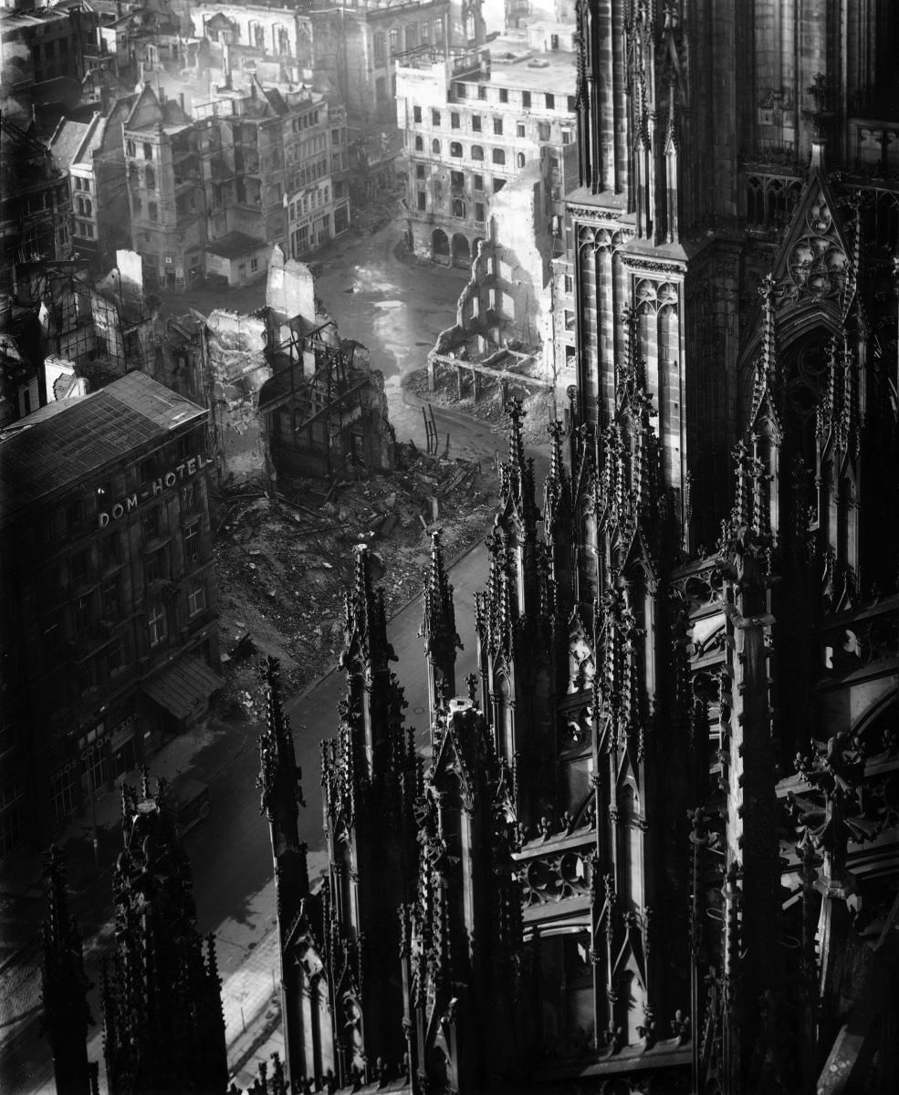 Karl Hugo Schmölz, Cologne Cathedral, 1947_1280.jpg