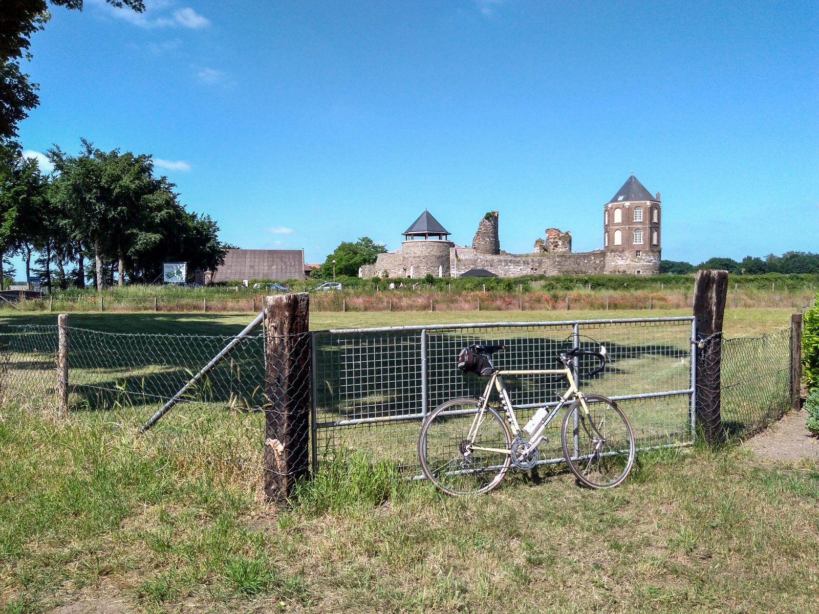 Kasteel Montford.jpg