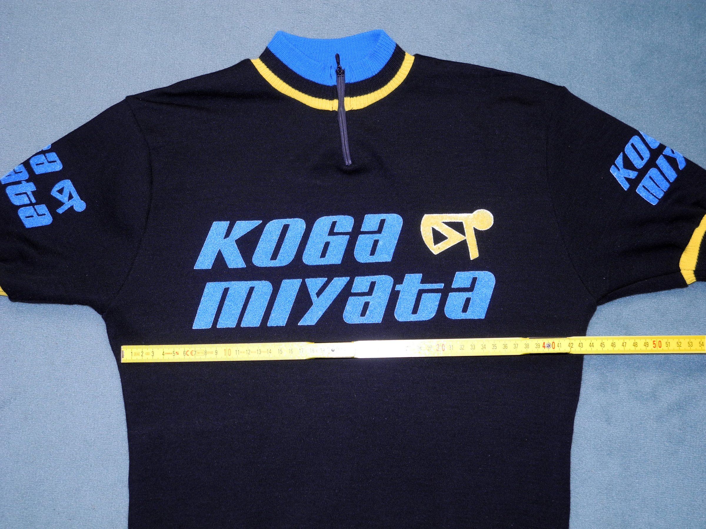 KOGA_Trikot_mass1.jpg