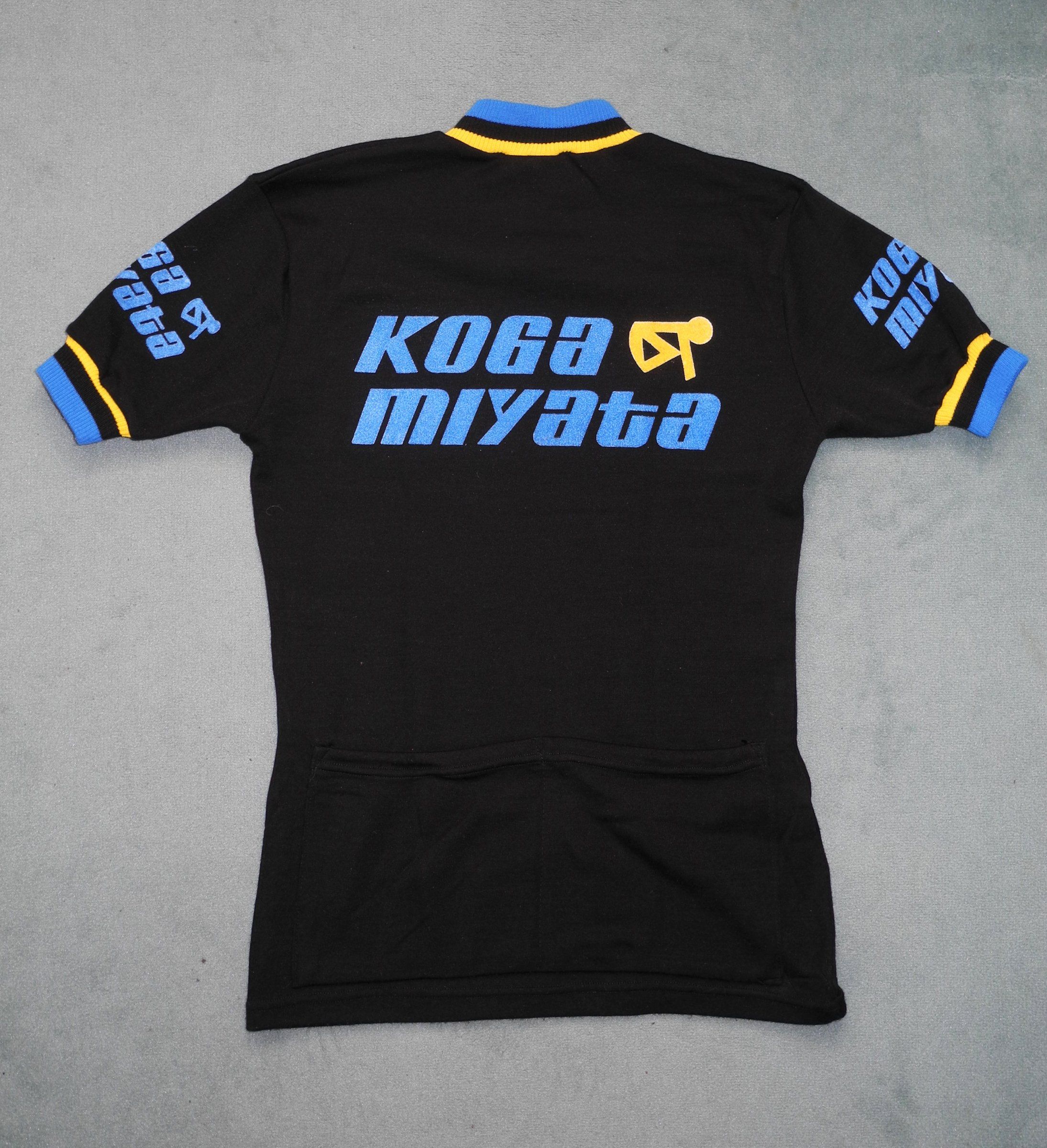 KOGA_Trikot_RS.jpg