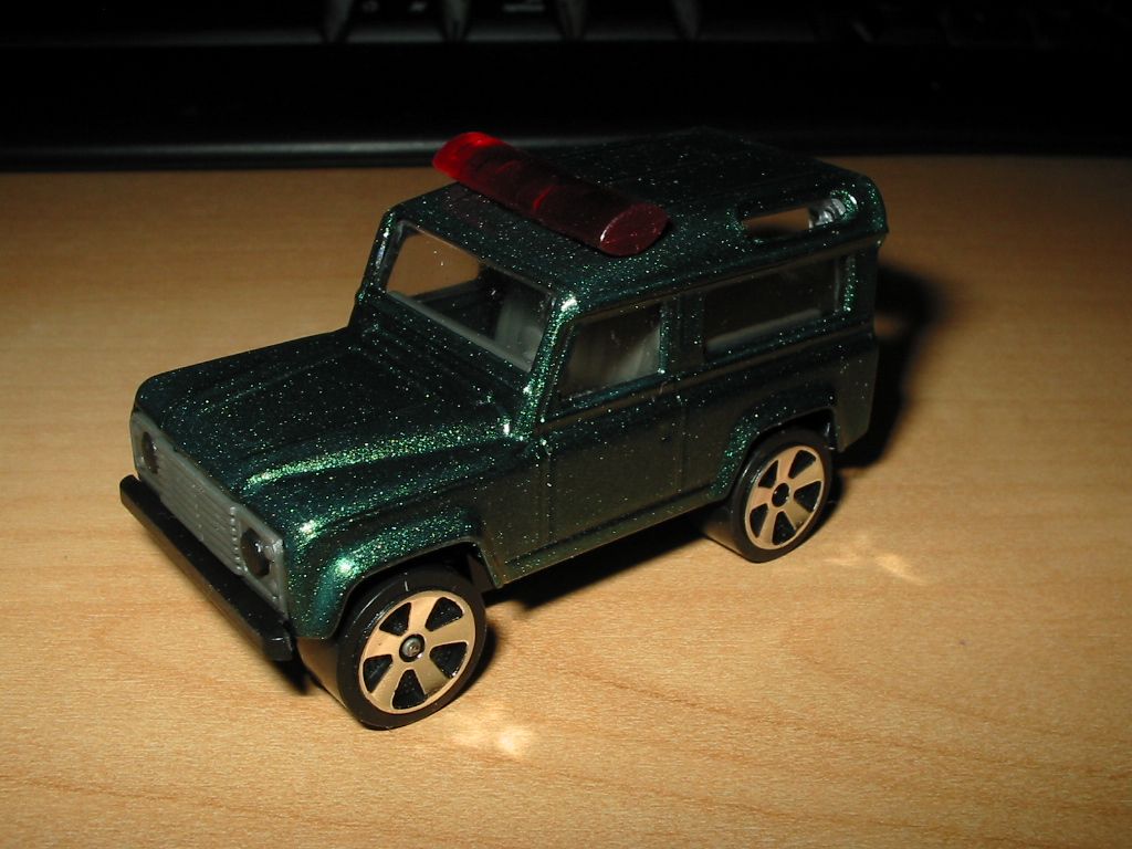 Land Rover - Majorette.JPG