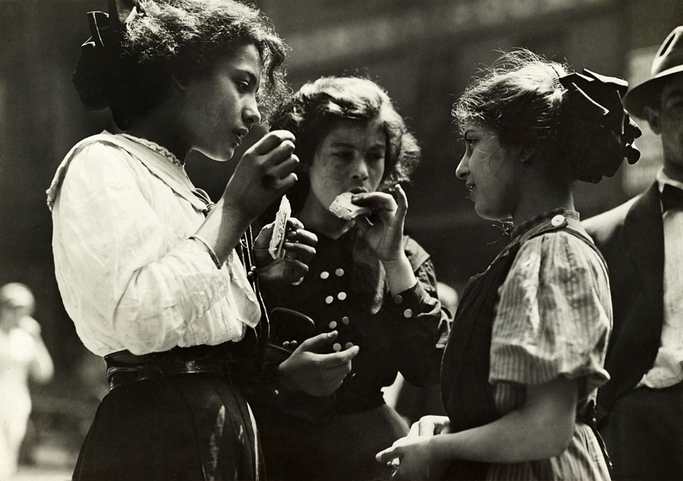 Lewis Hine - Noon hour in East Side factory district (1912).jpg