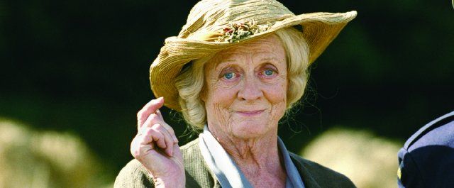 Maggie Smith (1).jpg