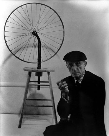 marcel duchamp - bicycle wheel (1913).jpg