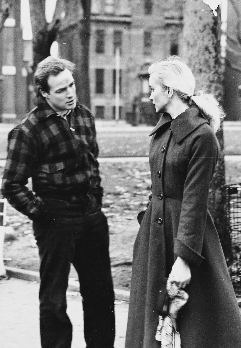 Marlon Brando & Eva Marie Saint - On the Waterfront (1954).jpg