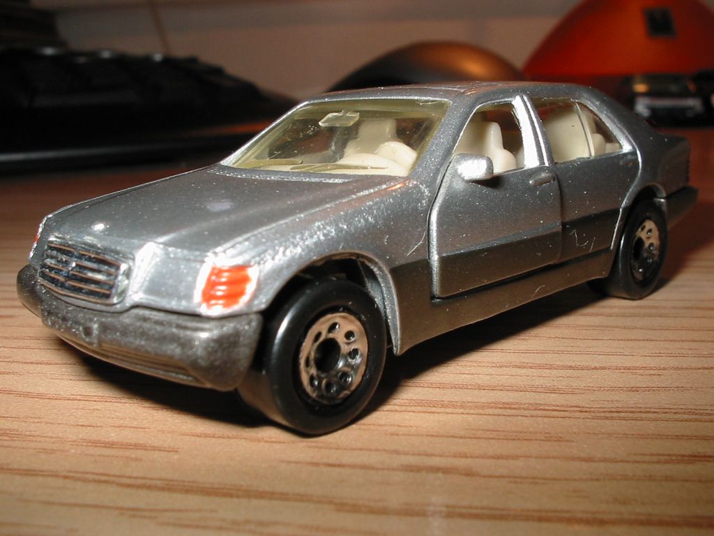 Mercedes 600 SEL - Matchbox.JPG