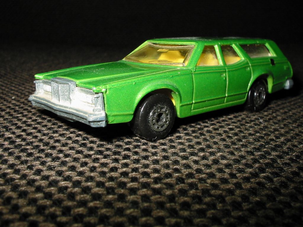 Mercury Cougar Villager - Matchbox.JPG