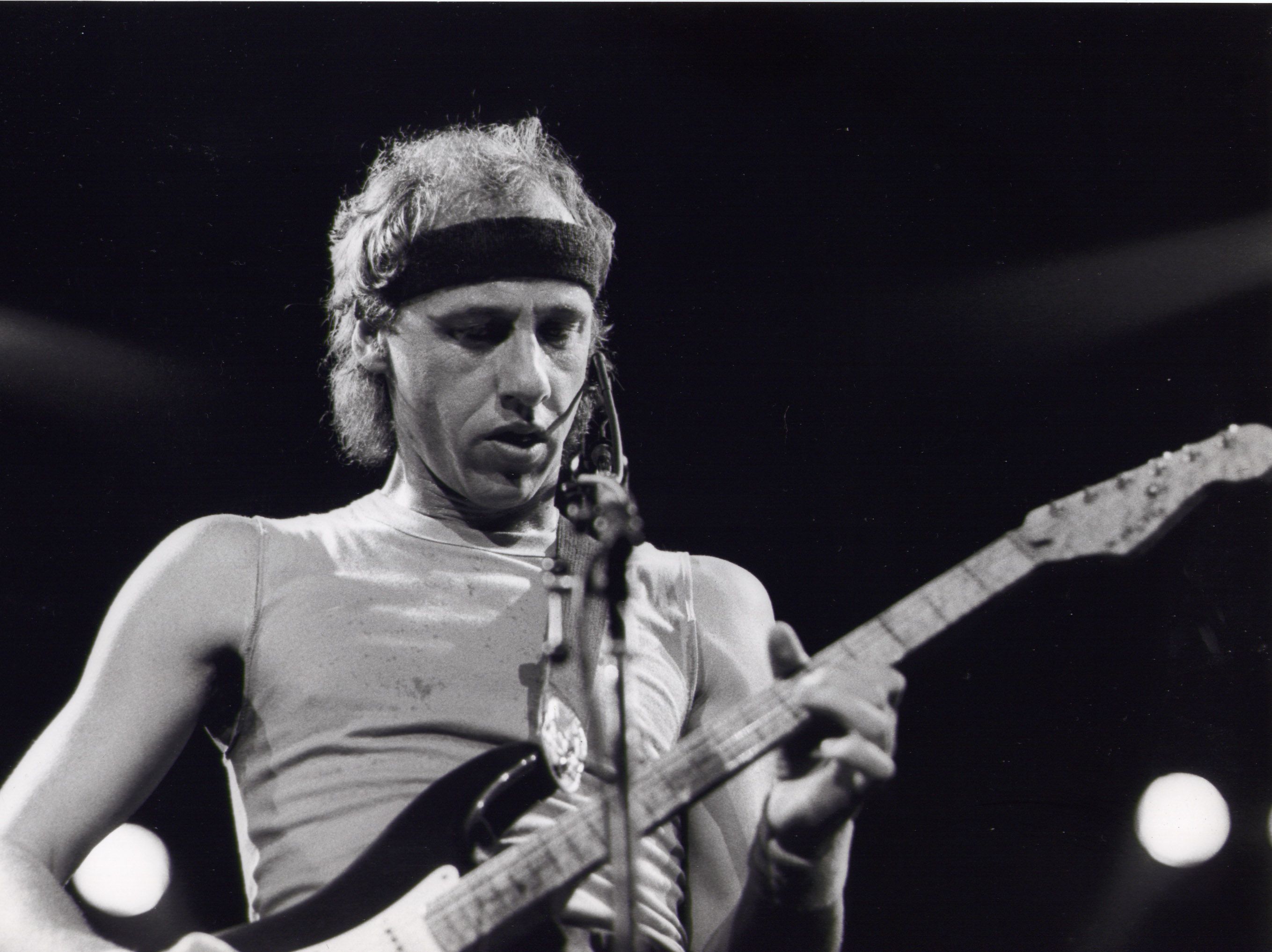 music-mark-knopfler-dire-straits-bands-guitarist-band-desktop-2718x2034-hd-wallpaper-717336.jpg