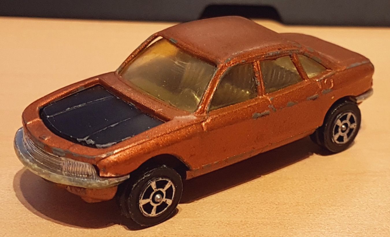 NSU RO 80 (1) - Corgi.jpg