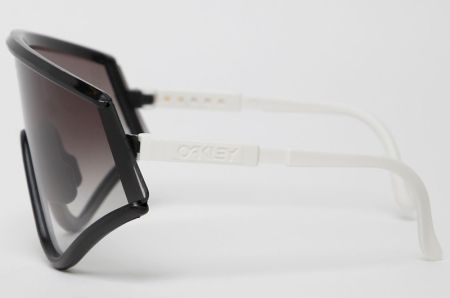 oakley-sunglasses-arewu-22.jpg