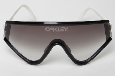 oakley-sunglasses-arewu1.jpg