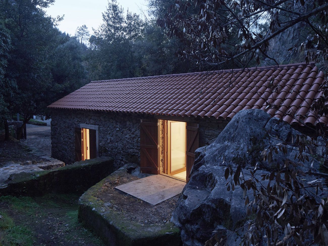 old portuguese watermill is transformed into modern asylum - Bruno Lucas Dias (2).jpg