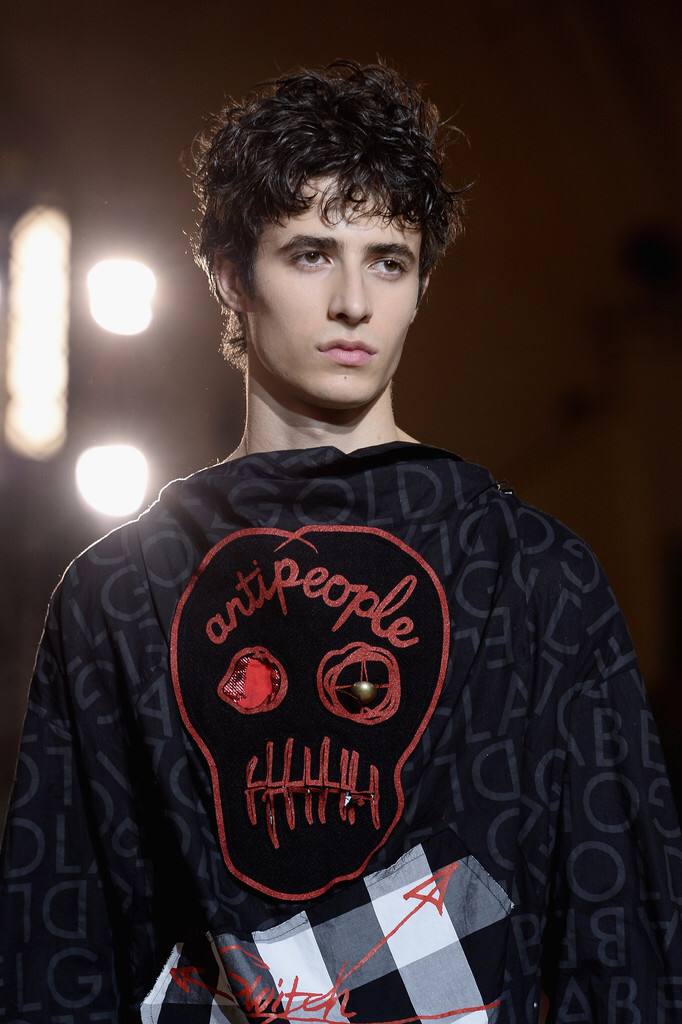 Oscar Kindelan – Vivienne Westwood AW17.png