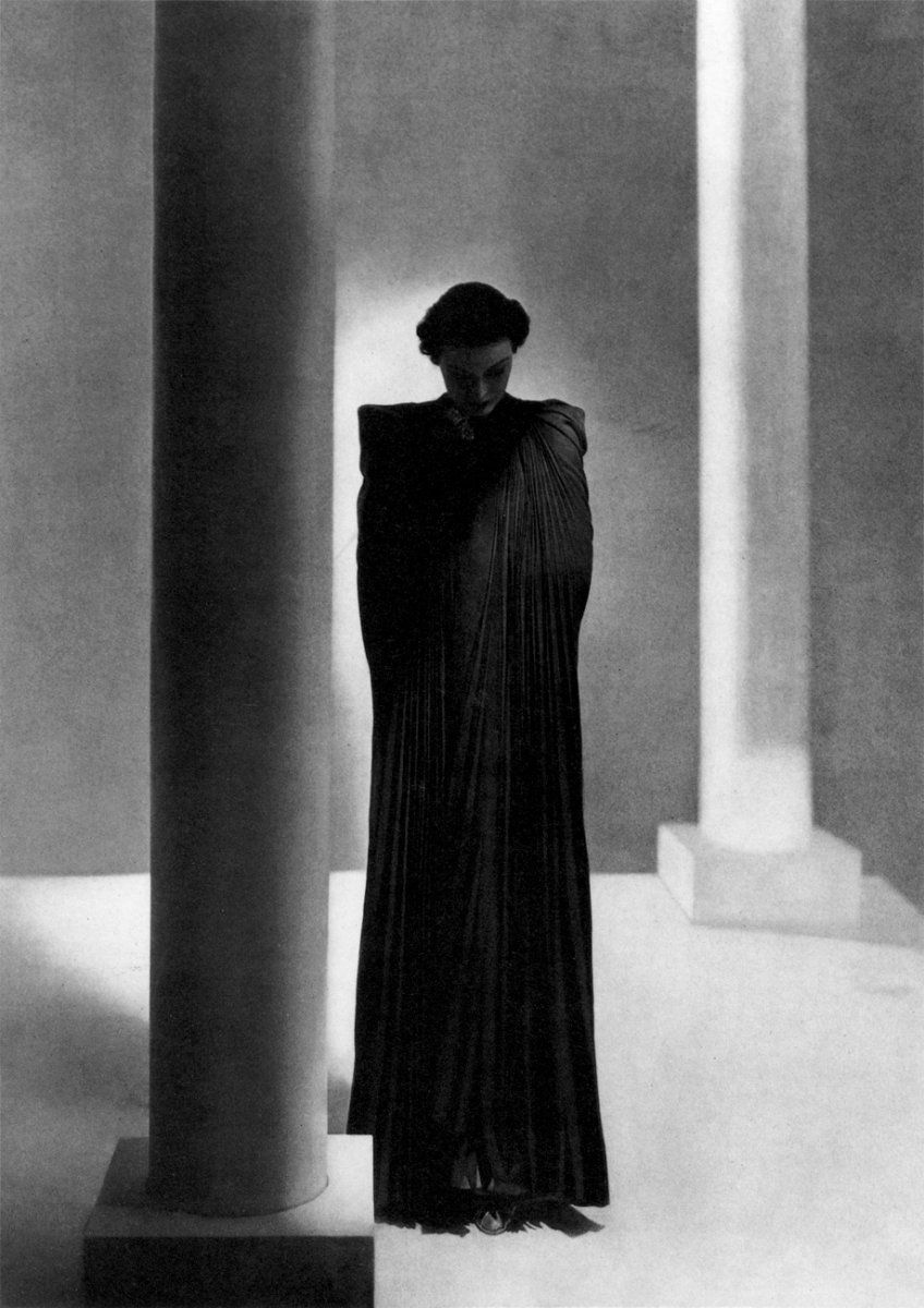 Patou evening dress and cape, photographed by George Hoyningen-Huene, 1936.jpg