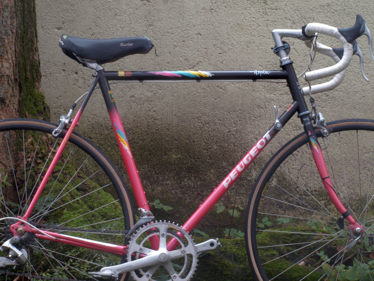 Peugeot Aspin Shimano 105.jpgRahmen.jpg